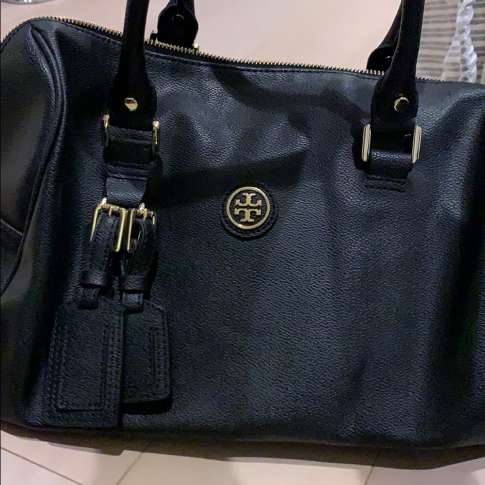 Tory Burch black bag - Picture 2 of 5